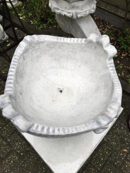 Blumentopf, massiver Kunststein, stehender Blumentopf für den Garten