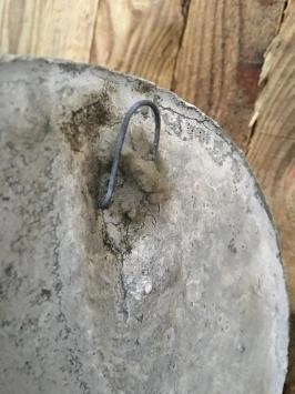 Wandornament steen rond, vrolijke eiken bladman, bosgeest