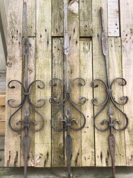 Balkonreling, balkon element, trapstijl, smeedijzer antiek
