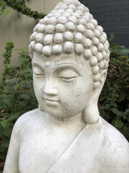 Mediterende boeddha, vol steen, tuinbeeld
