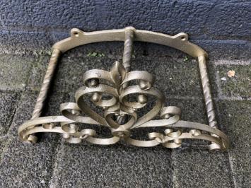 Schlauchhalter aus Gusseisen – wetterfeste Pulverbeschichtung in Gold