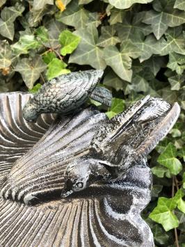Groot staand vogelbad, vogel bad op voet, vogelvoeder bad, gietijzer, zwaar