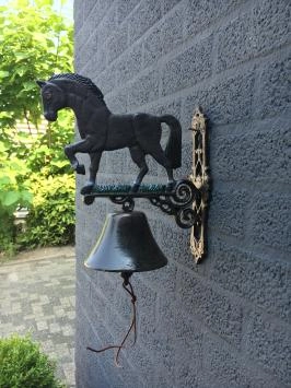 Deurbel 'Paard', gietijzer