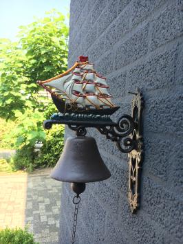 Deurbel 'Schip', gietijzer