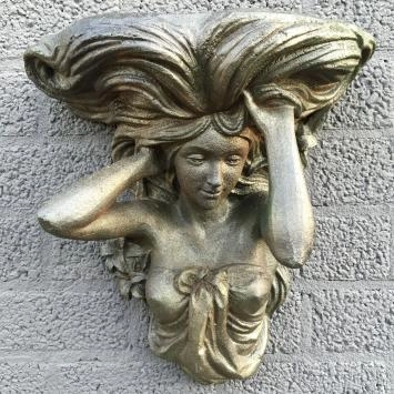 Wanddekoration aus Gusseisen - Frau - rustikal - altgrün