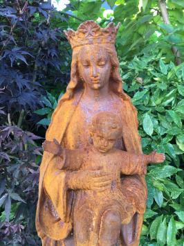 Maria met kindje jezus, gietijzer, kerkelijk beeld