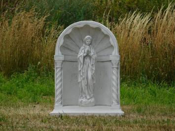 Gartenstatue einer Gebetskapelle mit Maria, komplett aus Stein, wetterfest