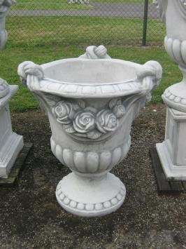 Blumentopf schwerer Stein, Rosenmotiv