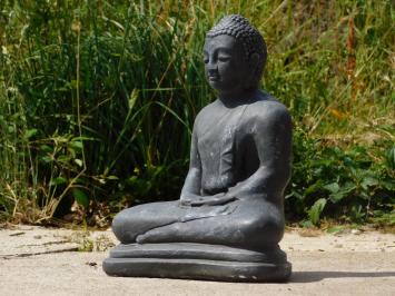Boeddha in meditatie, gemaakt van vol steen grijs