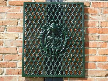 Zäune, Gitter, Mauern, Türen und Fenster aus Gusseisen