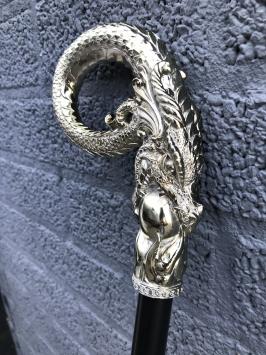 Spazierstock, Fabula, draak