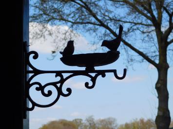Vogelhäuschen - Vogeltränke für die Wand, Gusseisen