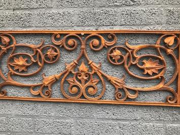 Hekwerk, antiek raam rek, gietijzeren (cast iron) rek / balkon reling