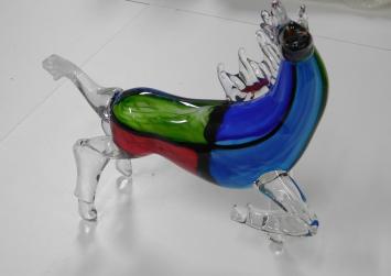 Glasgeblasenes Pferd im Muranostil, farbenfroh