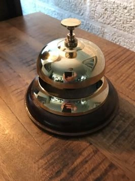 Hotel-balie bel hout -messing, prachtige klank