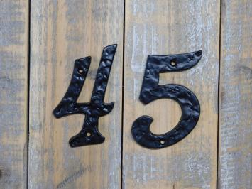Huisnummers en letters, smeedijzer, zwart, combinatie, antiek