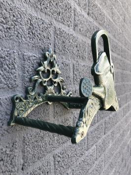 Gießkanne - Schlauchhalter aus Gusseisen - grün