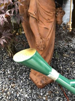 Klassische Gartengießkanne – Metall – grün – 7,5 Liter