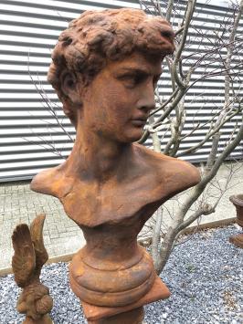 Sculptuur David, massief steen oxide, imponerend fraai