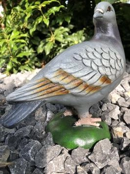 Schöne Statue, in Farbe, einer Taube, aus Gusseisen, schön