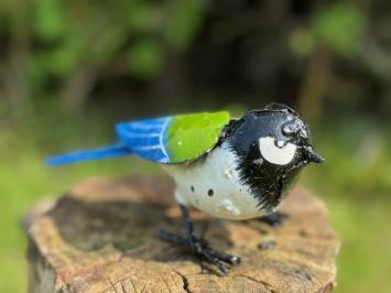 Tierskulptur Eisen, Vogel 'Kohlmeise', in Farbe