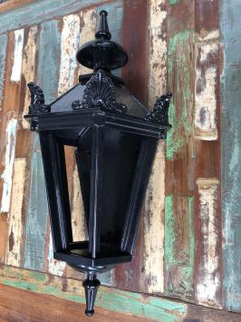 Außenleuchte, Aluminiumguss schwarz oder grün, mit Lampenfassung und Glas