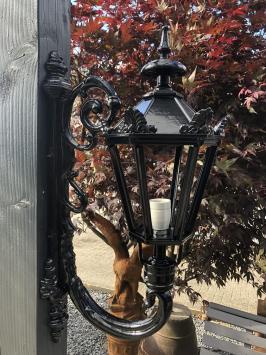 Schöne ländliche Außenlampe Maastricht, schwarz