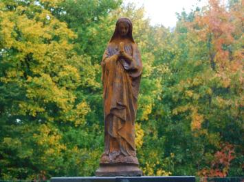 Authentische Marienstatue, Gartenstatue / Kirchliche Statue, Gusseisen Rost