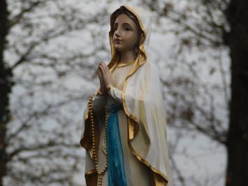 Kerkelijk beeld, Maria met rozenkrans, tuinbeeld, groot
