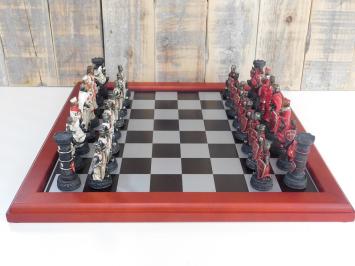 Een schaakspel met als thema: 'MEDIEVAL KNIGHTS', schaakstukken