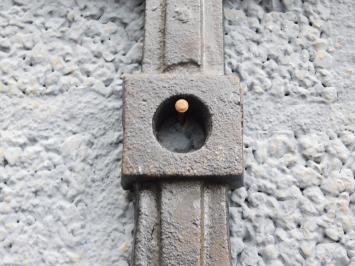 Muuranker / muurijzer, klassiek / antiek, gietijzeren balk anker