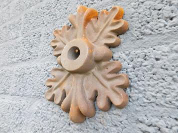 Wandanker aus Gusseisen in Form eines Eichenblatts
