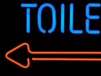 Neon Toilettes Schild- 56 cm - Blau mit Rot - Licht