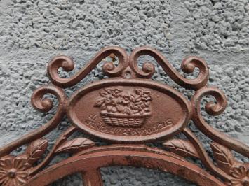 Antiker Gartenschlauchhalter - Schlauchtrommel aus Gusseisen - Landhausstil