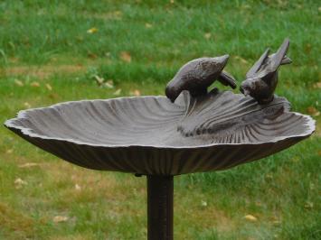Große Vogeltränke, zum Füttern und Trinken für die kleinen Vögel, komplett aus Gusseisen, braun